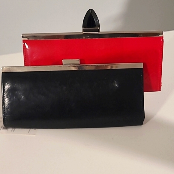 Westport Collection Handbags - Genuine Leather Wrislets/Wallets